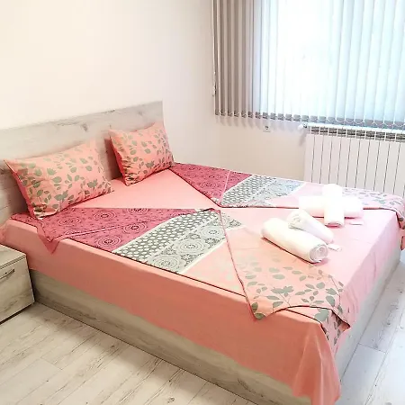 아파트 трапезица скай