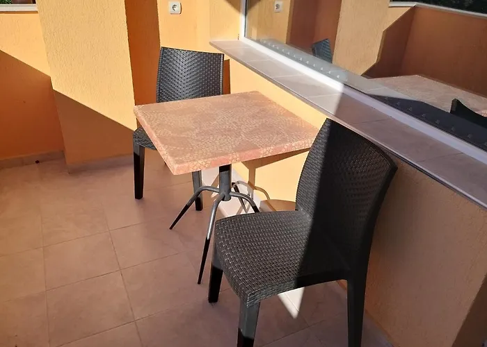 трапезица скай *